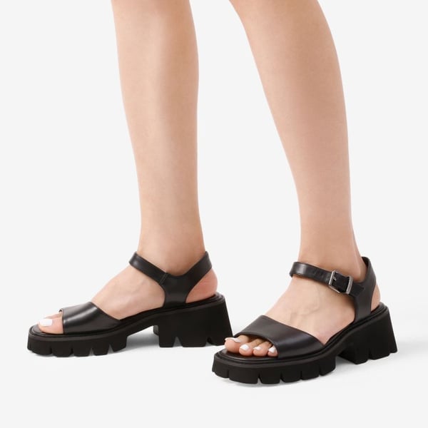  Platform Ankle Strap Chunky Heel Sandals  - BLACK - 1